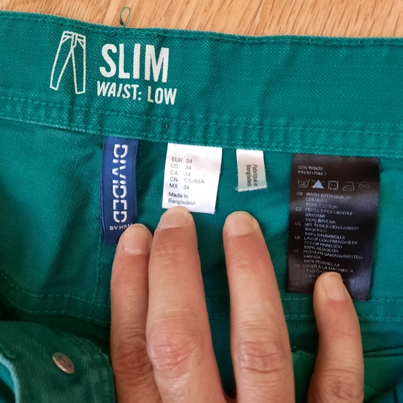 Bundle of men's jeans - Picture 4 of 12